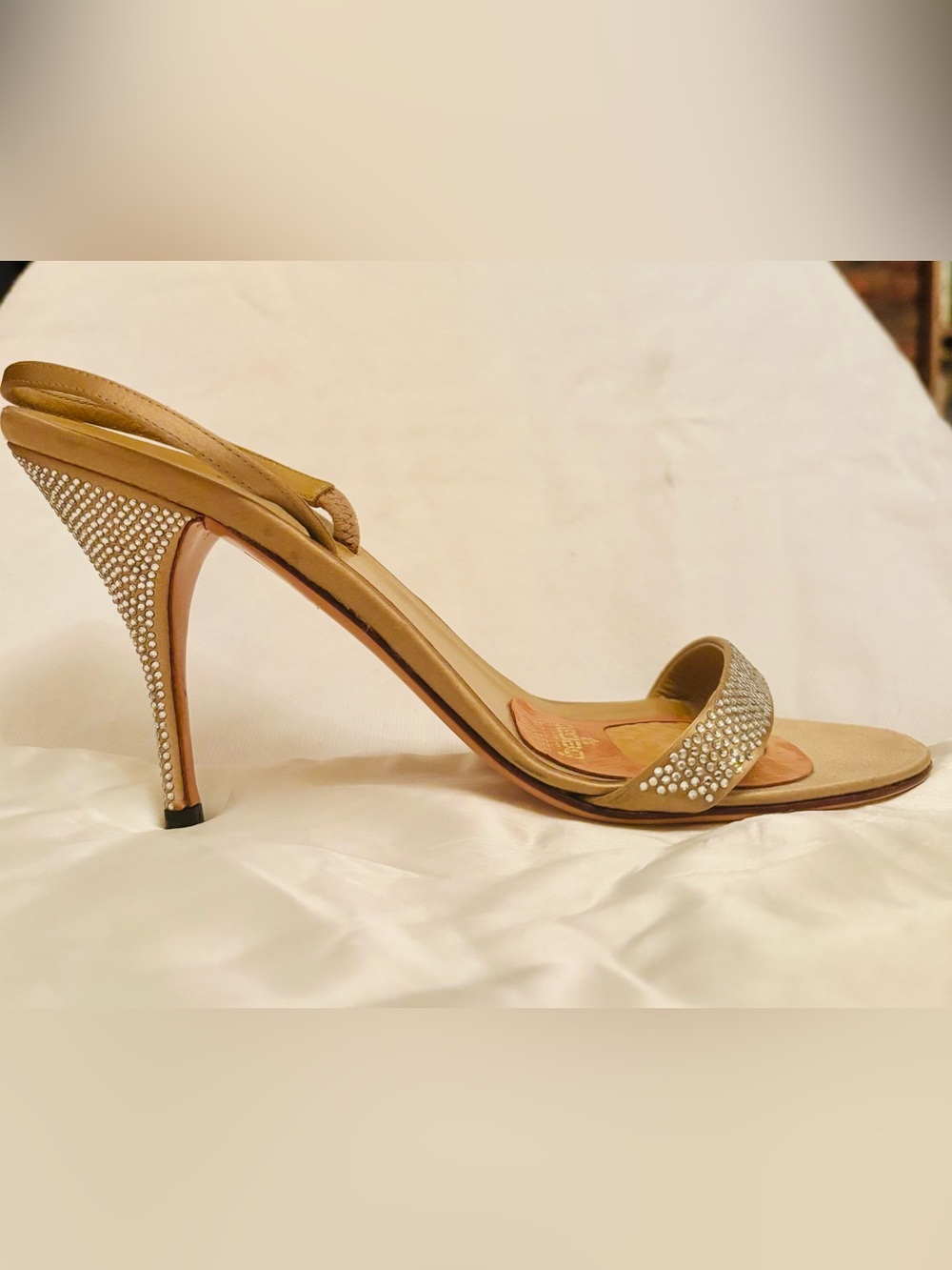Valentino Garavani Gold Crystal Heels -very rare - Picture 14 of 14
